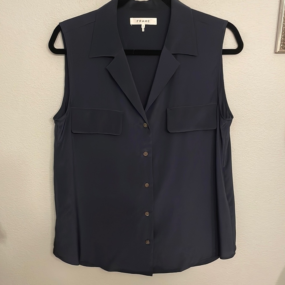 Frame Navy Sleeveless Silk Button Front Shirt size M